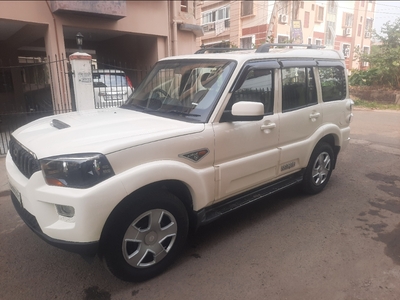 2016 Mahindra Scorpio S4 PLUS 1.99 Litre