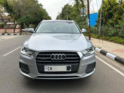 Audi Q3 35 TDI Premium Plus + Sunroof