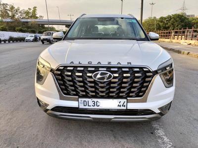 Used 2021 Hyundai Alcazar [2021-2023] Signature (O) 6 STR 1.5 Diesel AT Dual Tone for sale at Rs. 20,75,000 in Delhi