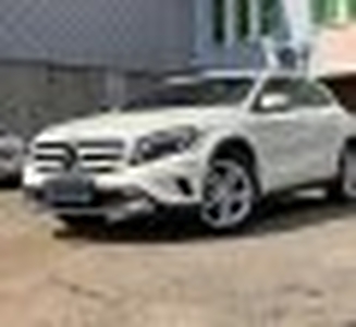 2015 Mercedes-Benz GLA 200 Gasoline Putih -