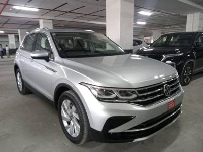 Volkswagen Tiguan 2.0 TSI Elegance BSVI