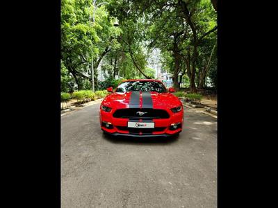 Ford Mustang GT Fastback 5.0L v8