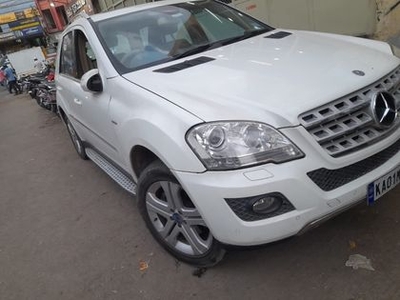 2010 Mercedes-Benz M-Class ML 350 4Matic