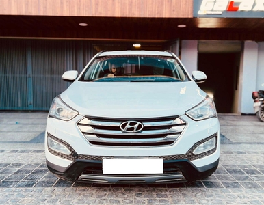 Hyundai Santa Fe 2WD AT