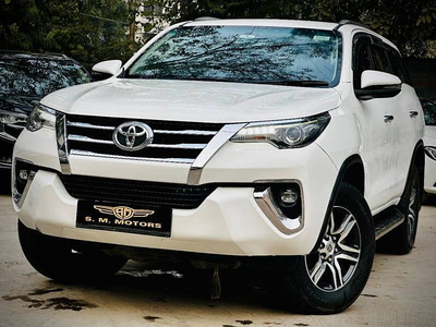 Used 2018 Toyota Fortuner [2016-2021] 2.8 4x2 AT [2016-2020] for sale at Rs. 27,90,000 in Delhi