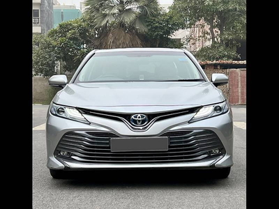 Used 2019 Toyota Camry Hybrid for sale at Rs. 29,50,000 in Delhi