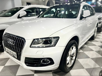 Audi Q5 2.0 TDI quattro Premium Plus