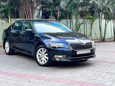 Used 2016 Skoda Superb [2016-2020] L&K TSI AT for sale at Rs. 19,90,000 in Chennai