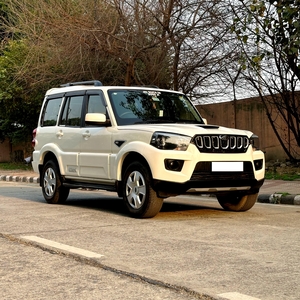 Mahindra Scorpio S7 120