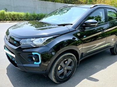 2023 Tata Nexon EV XZ Plus Dark Edition