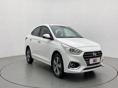 Hyundai Verna 1.6 VTVT SX + AT