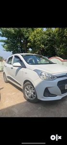 Hyundai Grand i10 2017 CNG & Hybrids Well Maintained