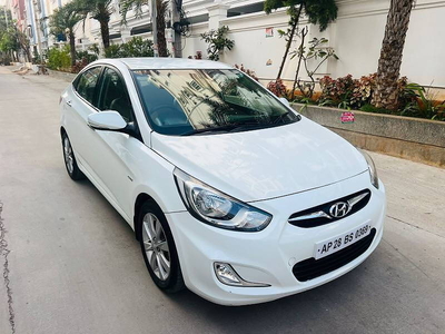 Hyundai Verna Fluidic 1.6 CRDi SX Opt