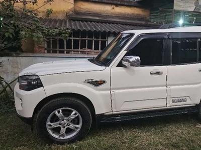 Mahindra Scorpio 2016