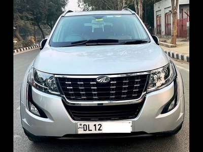 Mahindra XUV500 W11 AT