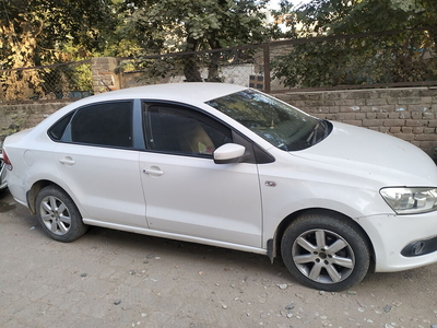 Used 2012 Volkswagen Vento [2012-2014] Highline Petrol for sale at Rs. 3,00,000 in Gurgaon