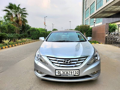 Used 2014 Hyundai Sonata 2.4 GDi AT for sale at Rs. 7,25,000 in Delhi