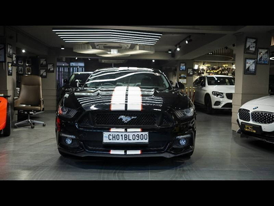 Used 2017 Ford Mustang GT Fastback 5.0L v8 for sale at Rs. 78,00,000 in Delhi