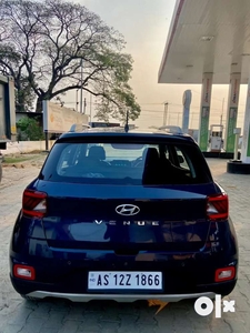 Hyundai Venue 2020 Petrol Good Condition