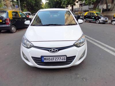 Used 2013 Hyundai i20 [2012-2014] Sportz (AT) 1.4 for sale at Rs. 4,00,000 in Mumbai
