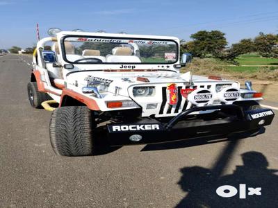 Willy Jeeps Mahindra Open jeeps Thar Hunter Jeeps gypsy