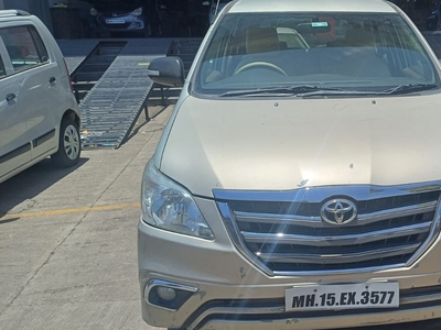 2015 Toyota Innova 2.5 V