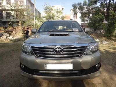 Used 2014 Toyota Fortuner [2012-2016] 3.0 4x4 AT for sale at Rs. 13,25,000 in Ag