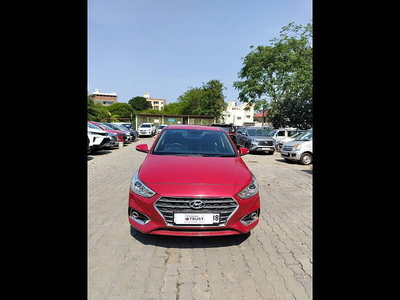 Hyundai Verna Fluidic 1.6 VTVT SX