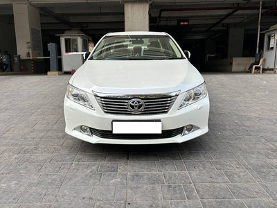 Toyota Camry 2.5 G