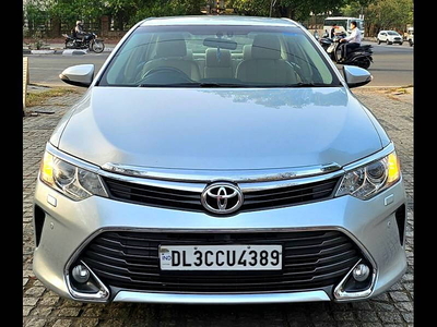 Toyota Camry 2.5 G