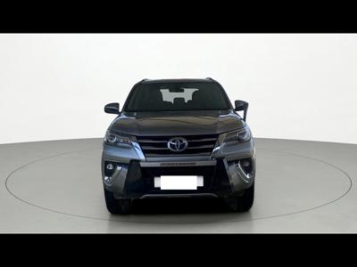 Toyota Fortuner 2.8 4x2 AT [2016-2020]