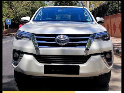 Used 2017 Toyota Fortuner [2016-2021] 2.8 4x2 AT [2016-2020] for sale at Rs. 28,90,000 in Delhi
