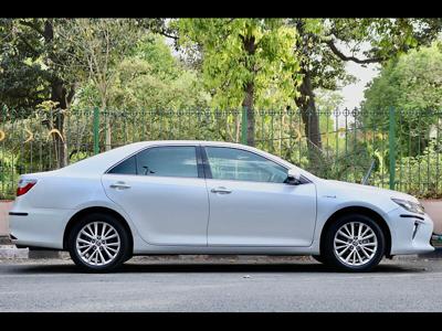 Used 2018 Toyota Camry [2015-2019] Hybrid [2015-2017] for sale at Rs. 27,50,000 in Delhi