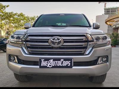 Used 2017 Toyota Land Cruiser [2011-2015] LC 200 VX for sale at Rs. 1,35,00,000 in Pun