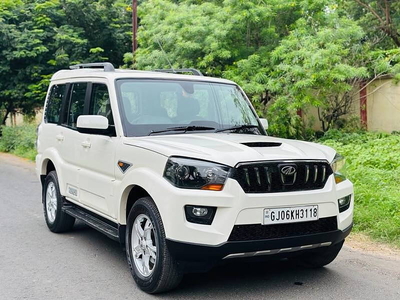 Used 2017 Mahindra Scorpio [2014-2017] S10 2WD Intelli-Hybrid for sale at Rs. 13,25,000 in Vado