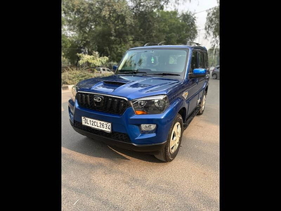 Used 2017 Mahindra Scorpio [2014-2017] S6 Plus for sale at Rs. 9,00,000 in Delhi