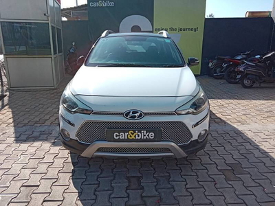 Used 2018 Hyundai i20 Active 1.2 SX for sale at Rs. 5,75,000 in Dehradun