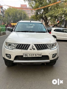 Mitsubishi Pajero Sport 2.5 Manual, 2013, Diesel