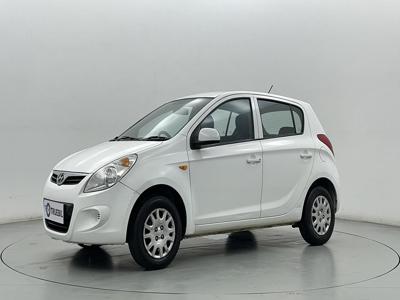 Hyundai i20 Magna 1.2 at Delhi for 210000