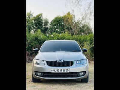 Used 2016 Skoda Octavia [2017-2021] 2.0 TDI CR Style Plus AT [2017] for sale at Rs. 12,25,000 in Surat