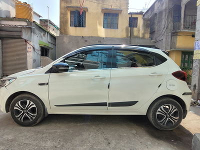 Tata Tiago XZ Plus Dual Tone [2020-2023]