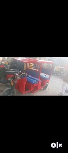 Battery rickshaw hai new condition jisko bhi chahie smart battery wala