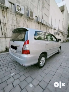 Toyota Innova 2012 Diesel Well Maintained