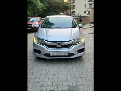 Used 2017 Honda City 4th Generation S Petrol for sale at Rs. 5,85,000 in Delhi