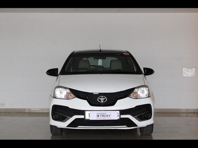 Used 2017 Toyota Etios Liva V Dual Tone for sale at Rs. 6,45,000 in Bangalo