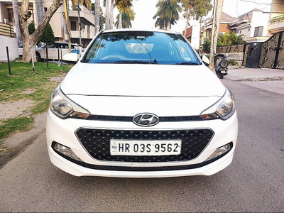 Used 2015 Hyundai Elite i20 [2014-2015] Magna 1.2 for sale at Rs. 4,70,000 in Chandigarh