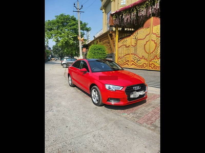 Audi A3 35 TDI Premium Plus + Sunroof