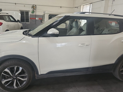 Mahindra XUV300 1.5 W6 AMT [2019-2020]