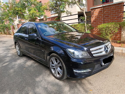 Mercedes-Benz C-Class 220 BlueEfficiency