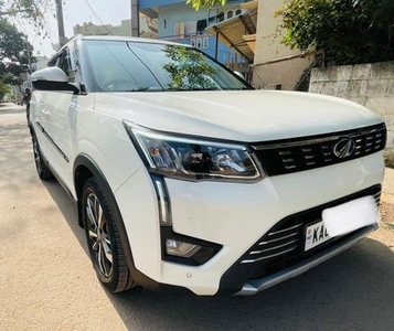 2021 Mahindra XUV300 W8 Option BSVI